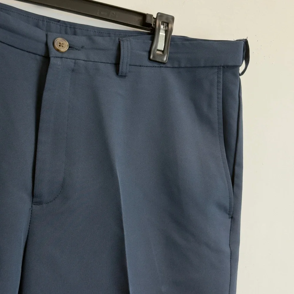 Haggar Mens Navy Blue Flat Front Polyester Casual Golf Shorts Size 38 Expandable